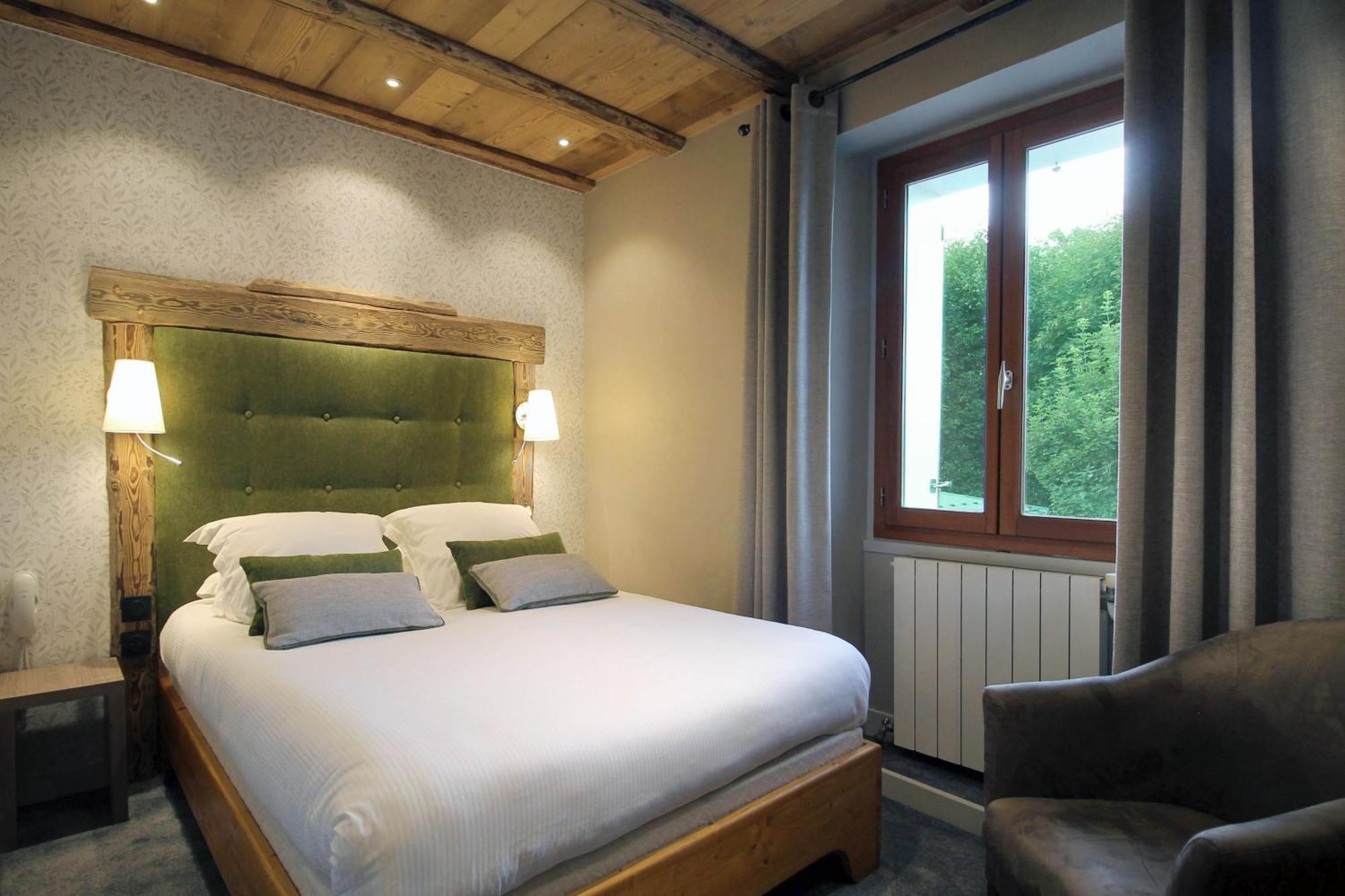 Hotel Du Cret Rond วัลลัวร์ ภายนอก รูปภาพ